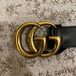 Leather Gucci Belt with double G buckle
